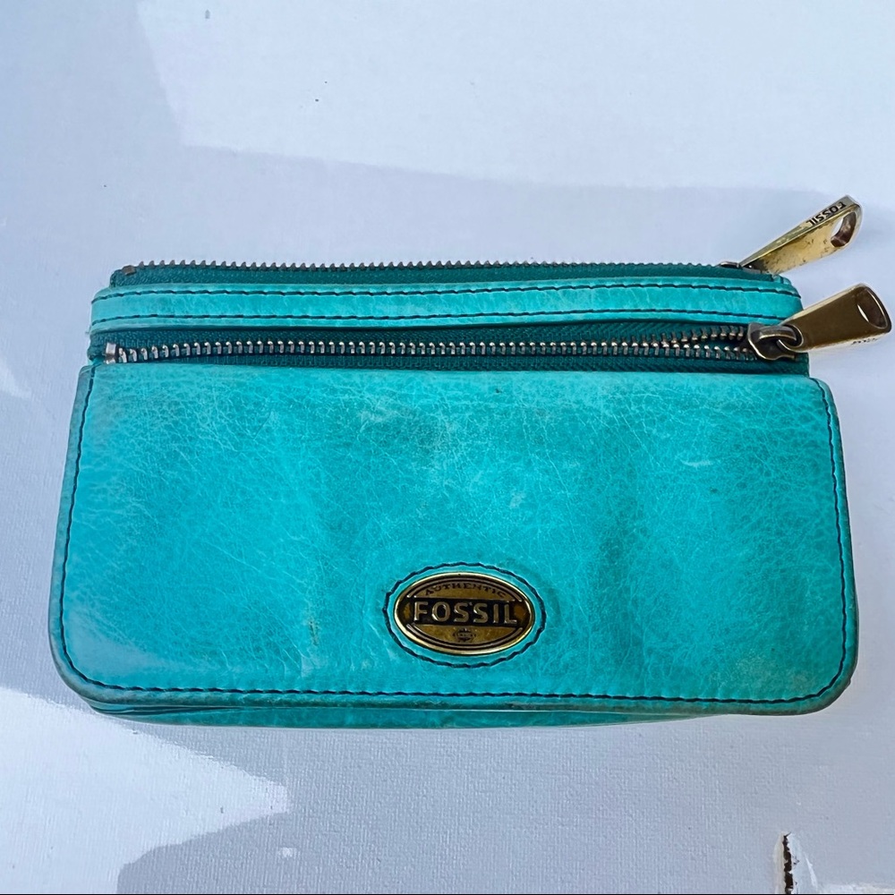 Fossil Green Leather Wallet - image 1